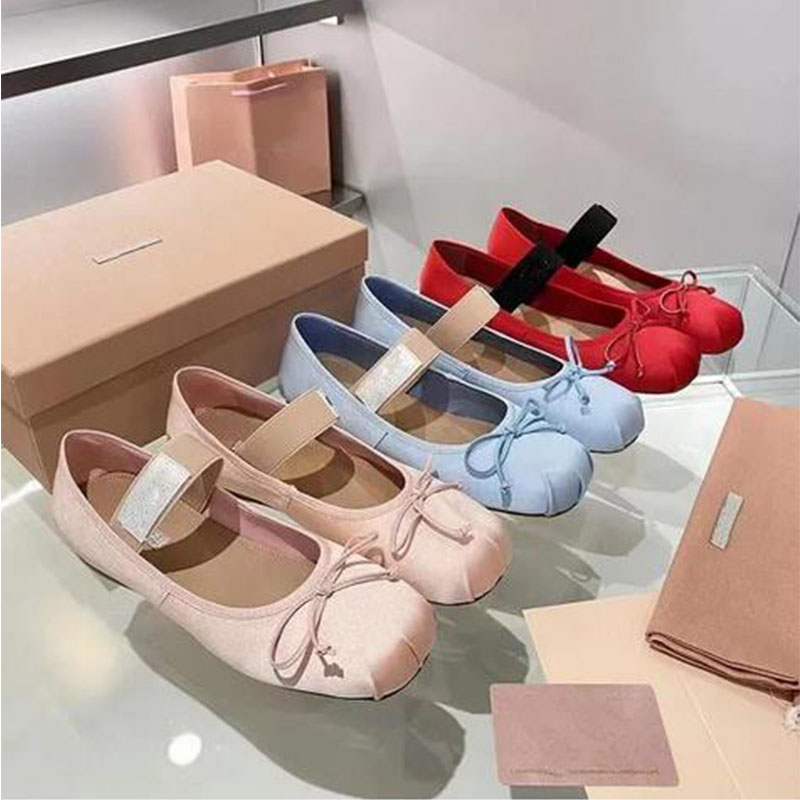

New ballet casual shoes women's satin bow comfortable flat bottom dance ladies and girls holiday stretch Mary Jane shoes Miu 2022, Red