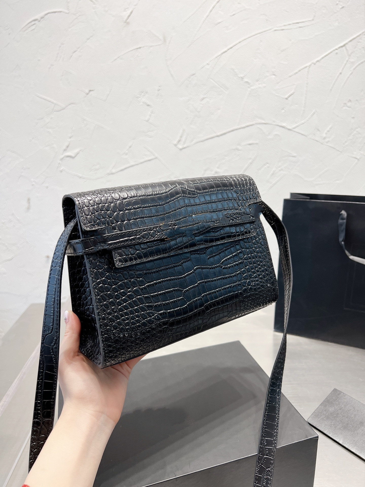 

fashion bags shoulder Messenger crossboby Luxury with letters canvas letters Wholesale Purses metal chain, Black
