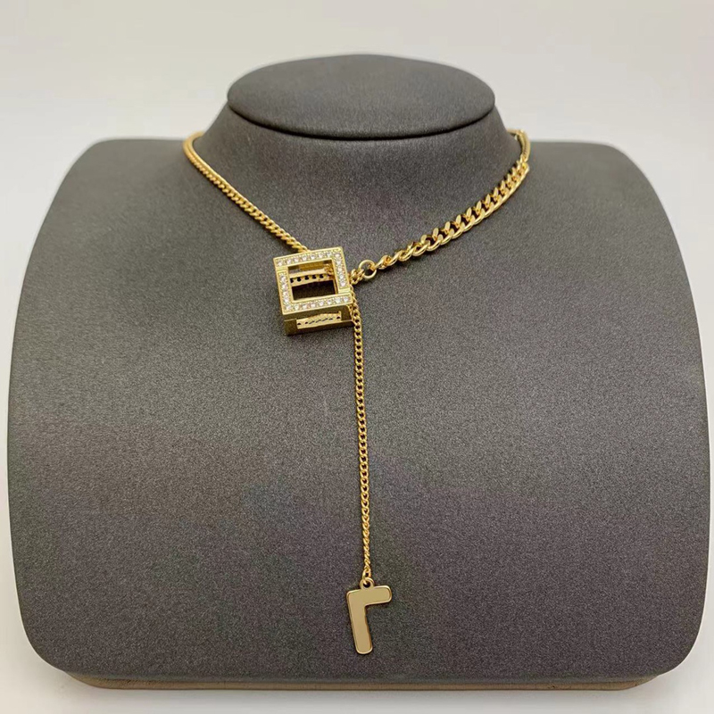 

Pendant Necklaces Women Gold F Letters New Chain Designer Necklace Womens Designers Jewelry Square With Diamonds Accessories Nice D2212071F