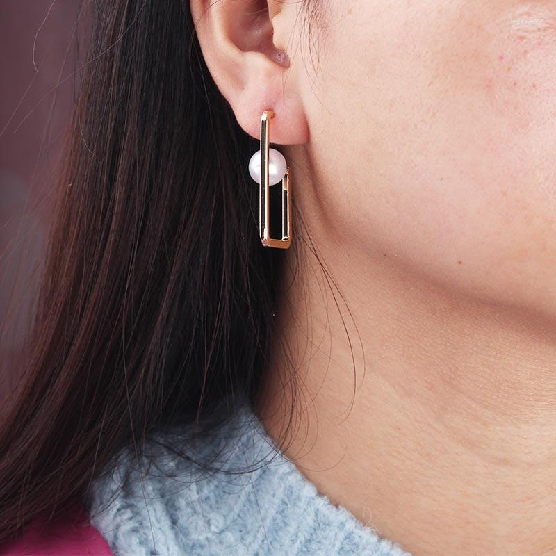 

Hoop Earrings Gold Color Pearl For Women Girls Punk Exaggerated Big Circle Statement Geometric Wholesale Jewelry 2022