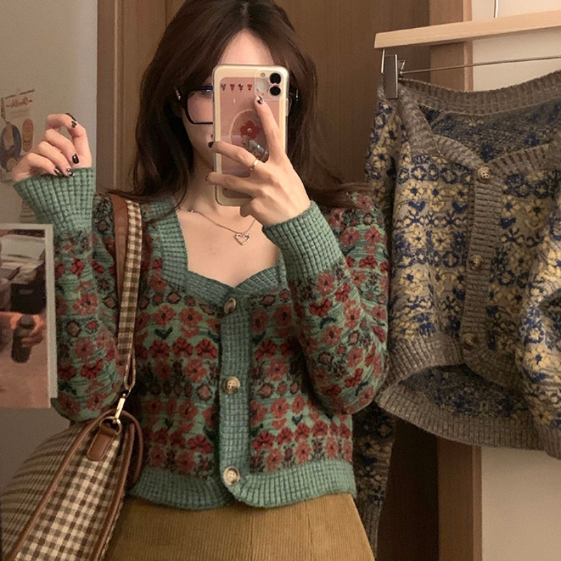 

Women' Knits Tees Autumn Sexy Retro Square Floral Cropped Cardigan Knitted Top Slim Pull Femme Jumpers Single breasted Jacquard Sweater Coat 221207, Blue yellow