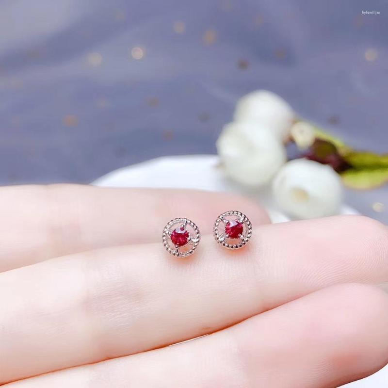 

Stud Earrings Chic Red Garnet For Women Silver Ornament Real 925 Surface Gold Plated Round Natural Gem Girl Ourside Gift