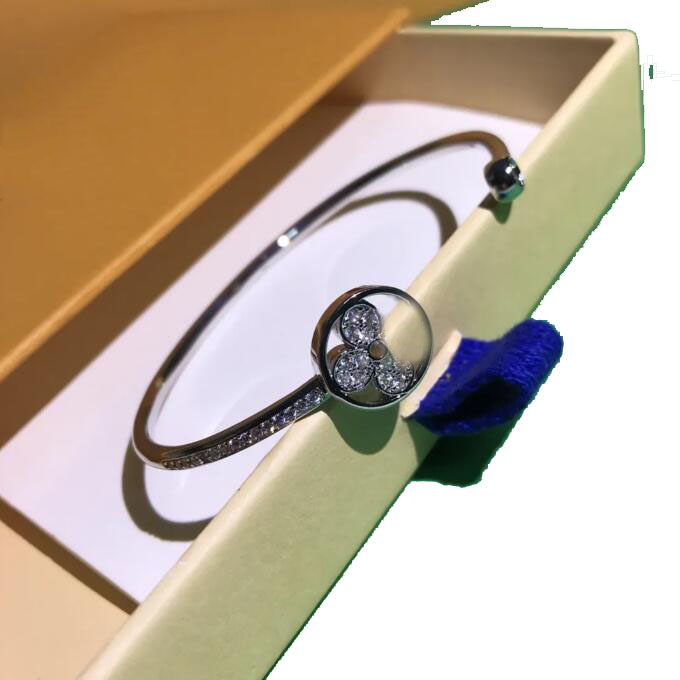 

Luxury Bangle Bracelet Designer Jewelry Silver Plated Stainless Steel Men Women Couple Wedding Bracelets Gift Accessories