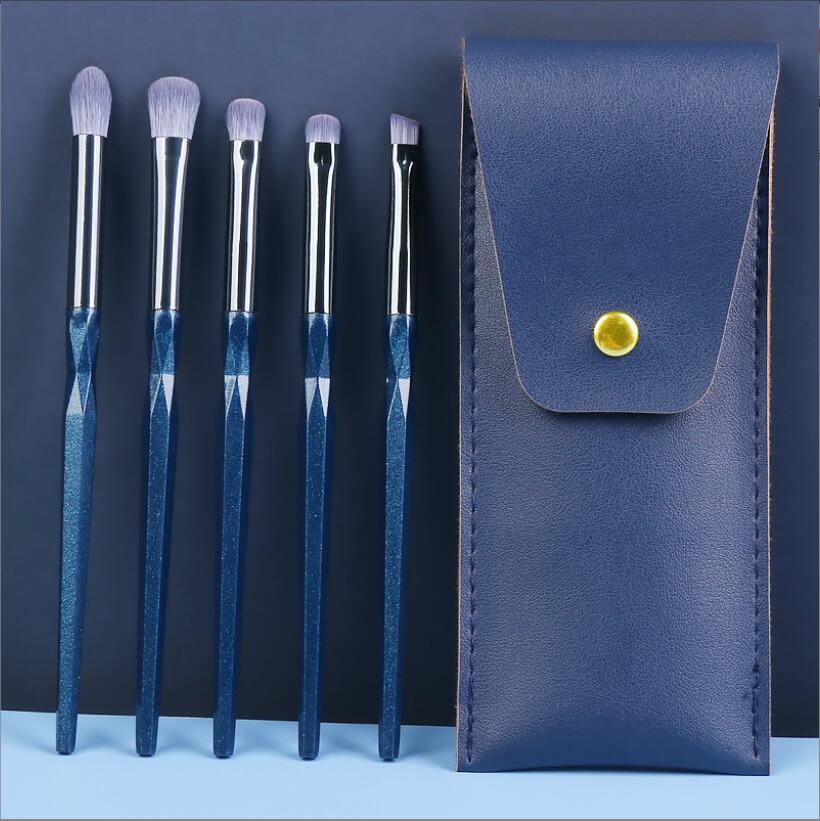 

5PCS Premium Eye Makeup Brushes Studio Angled Brush for Foundation with Bag