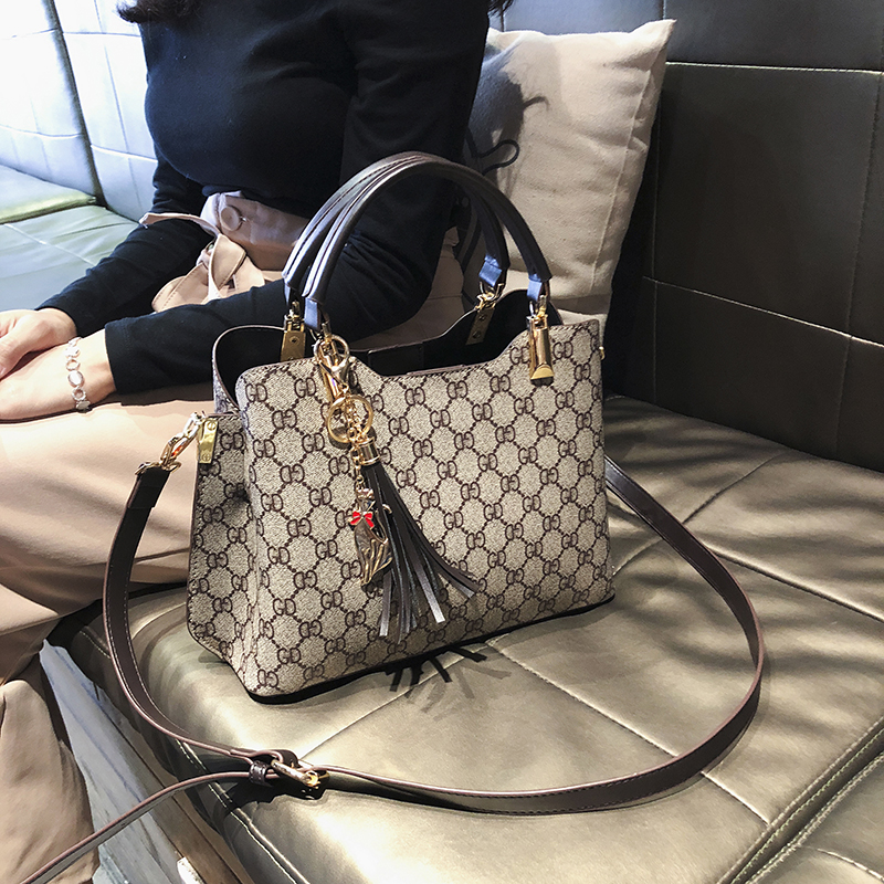 

Designer ladies handbag new fashion handbag retro printed shoulder messenger bag mother bags large capacity, 05