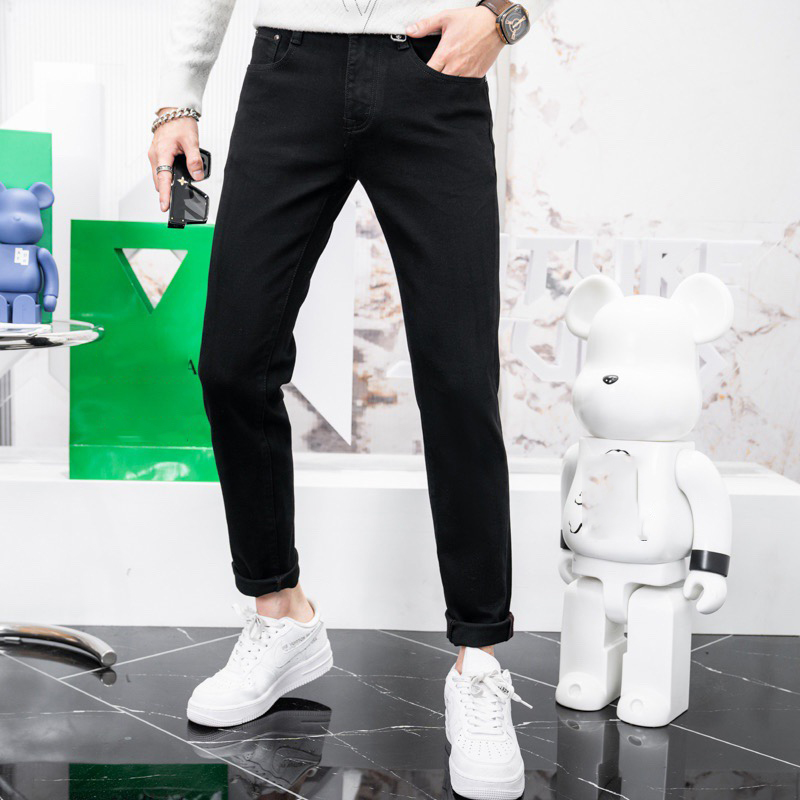 

Men Jeans Ripped Skinny Jeans Slim Motorcycle Moto Biker Causal New autumn and winter models Mens Denim Pants Hip Hop Size 28-38 2022 Top Sell.11, Black