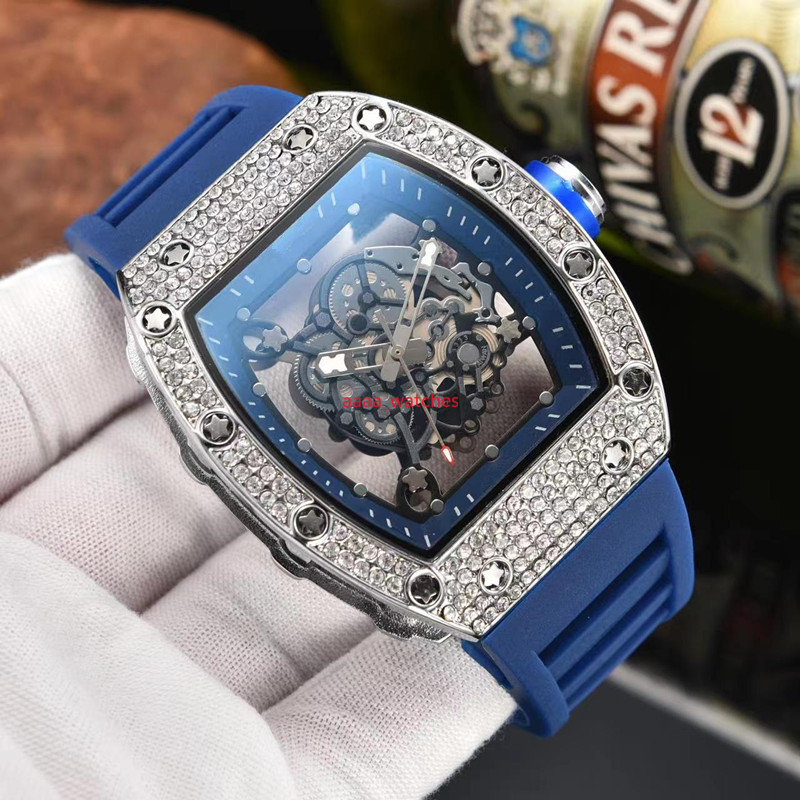 

2022 diamond new hollow out personality tiger head watch ceramic oil quartz walk unisex watches iv