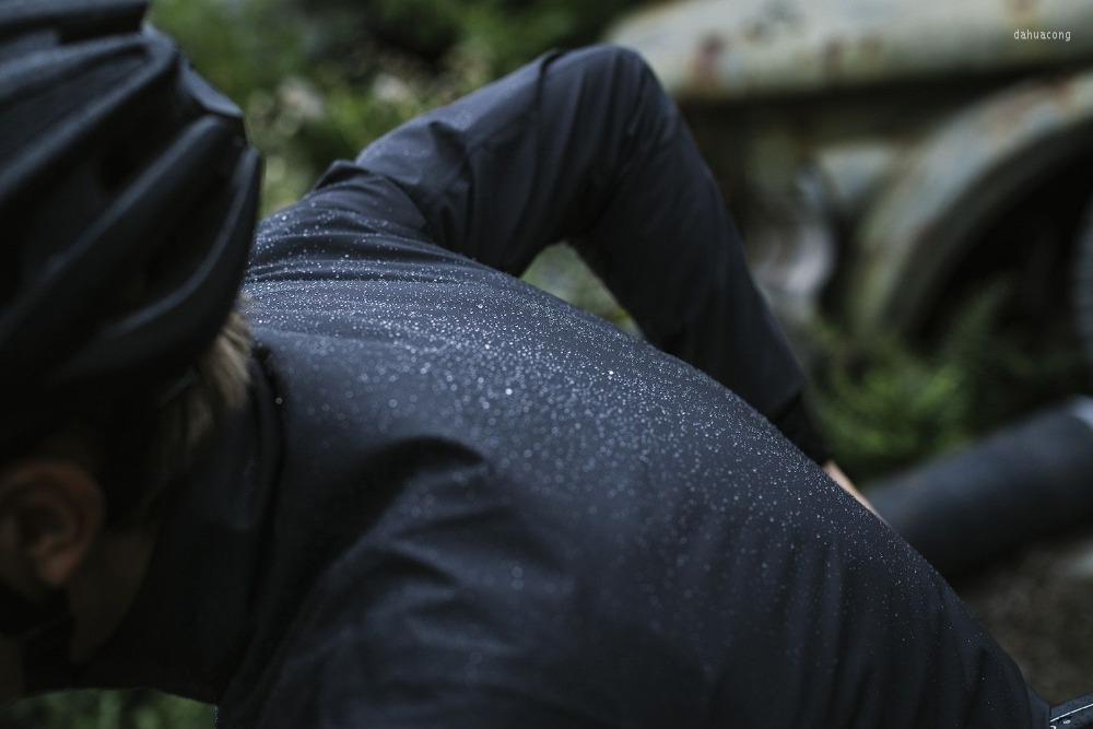 

Racing Jackets SPEXCEL All Season Lightweight Cycling Jacket 3-layer Fabric Rain Windproof & Waterproof Technology High Breathable, Black