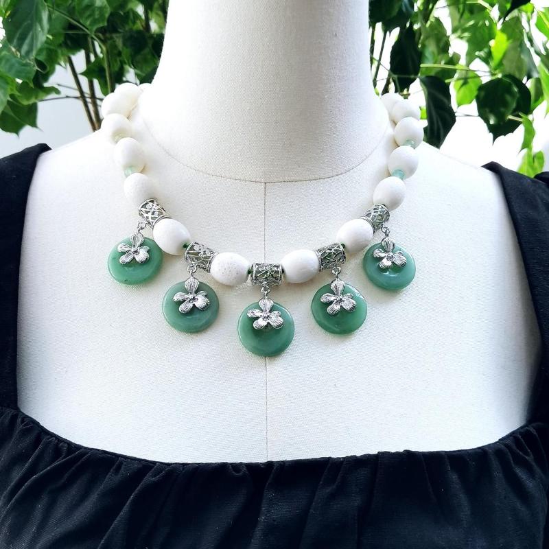

Choker Lii Ji White Coral Green Aventurine Necklace 52cm Stock Sale Women Jewelry