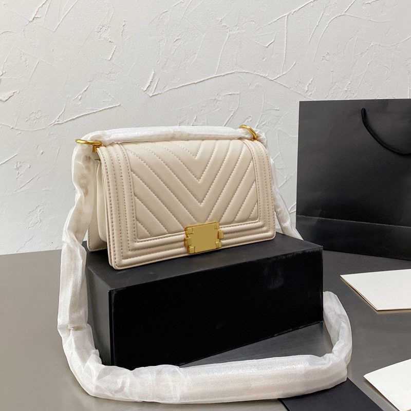 

CC Bag Wallets 22P Womens Classic Falp Lambskin Quilted Bags Gold/Silver Metal Diamond Lattice/V-stitch Crossbody Shoulder Purse Adjustable, Box