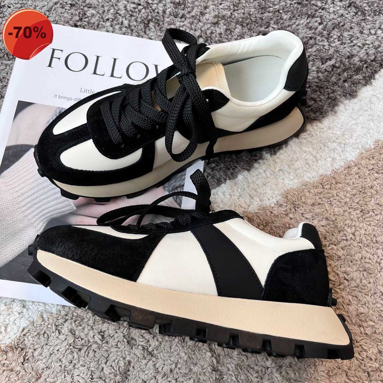 

Casual Shoes Bao is not tired of walking. South Korea's thick soled color blocking casual sports women's Forrest Gump shoes autumn and, Black and white