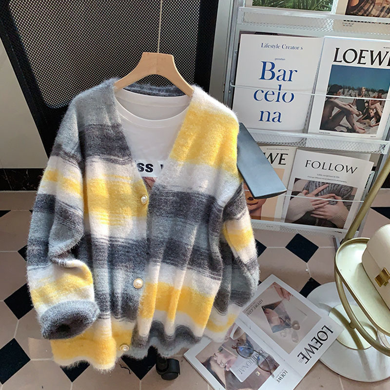 

Women  Knits Tees Striped Mohair Soft Knitted Sweater Cardigan Pearl Buttons Autumn Winter Coats High Quality Sweater 221206, Pink