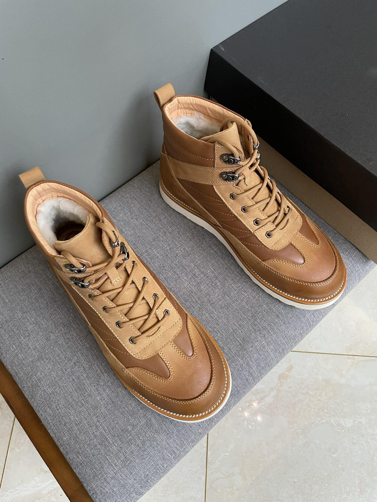 

triple s casual shoes designer men women clogs Red sneakers White Black Panda Black Uede neon usa be true Leather Velvet Suede