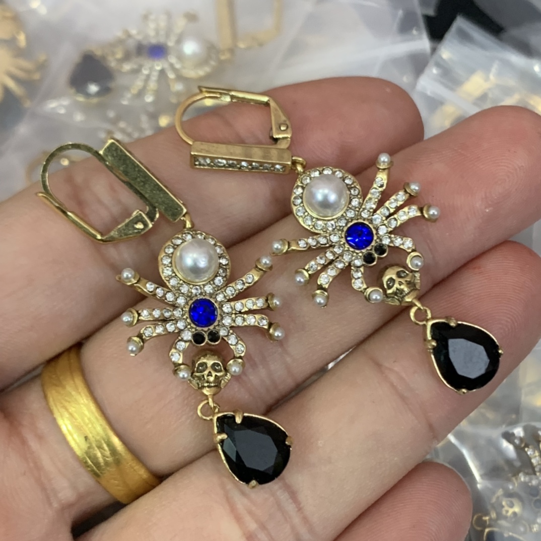 

Women Diamonds Spider Dangle Earrings Skull Black gemstone Pendant ladies Earring studs ME2 --04 Designer Jewelry Gift