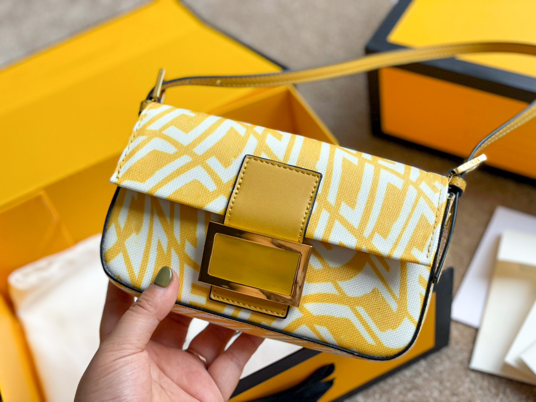 

Hight Quality hobo Tote Famous bag Baguette Genuine Leather Luxury designer Handbag Women Crossbody Shoulder Bags favorite purse pochette flap strap envelope bags, Yellow