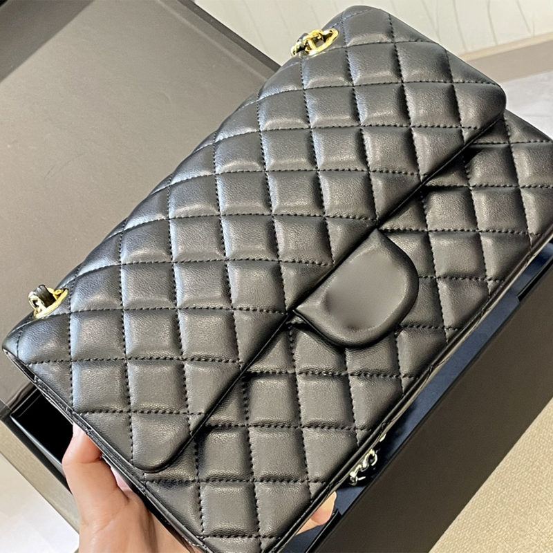 

5A original luxury designer brand women's Caviar Classic clamshell 25CM crossbody bag, Milk yellow sheepskin