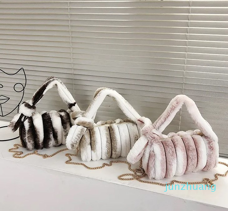 

Designer -Autumn and Winter Designer Handbag New Contrasting Wallets Colors Fashion Simple Personality Plush Shoulder Bag, Pink