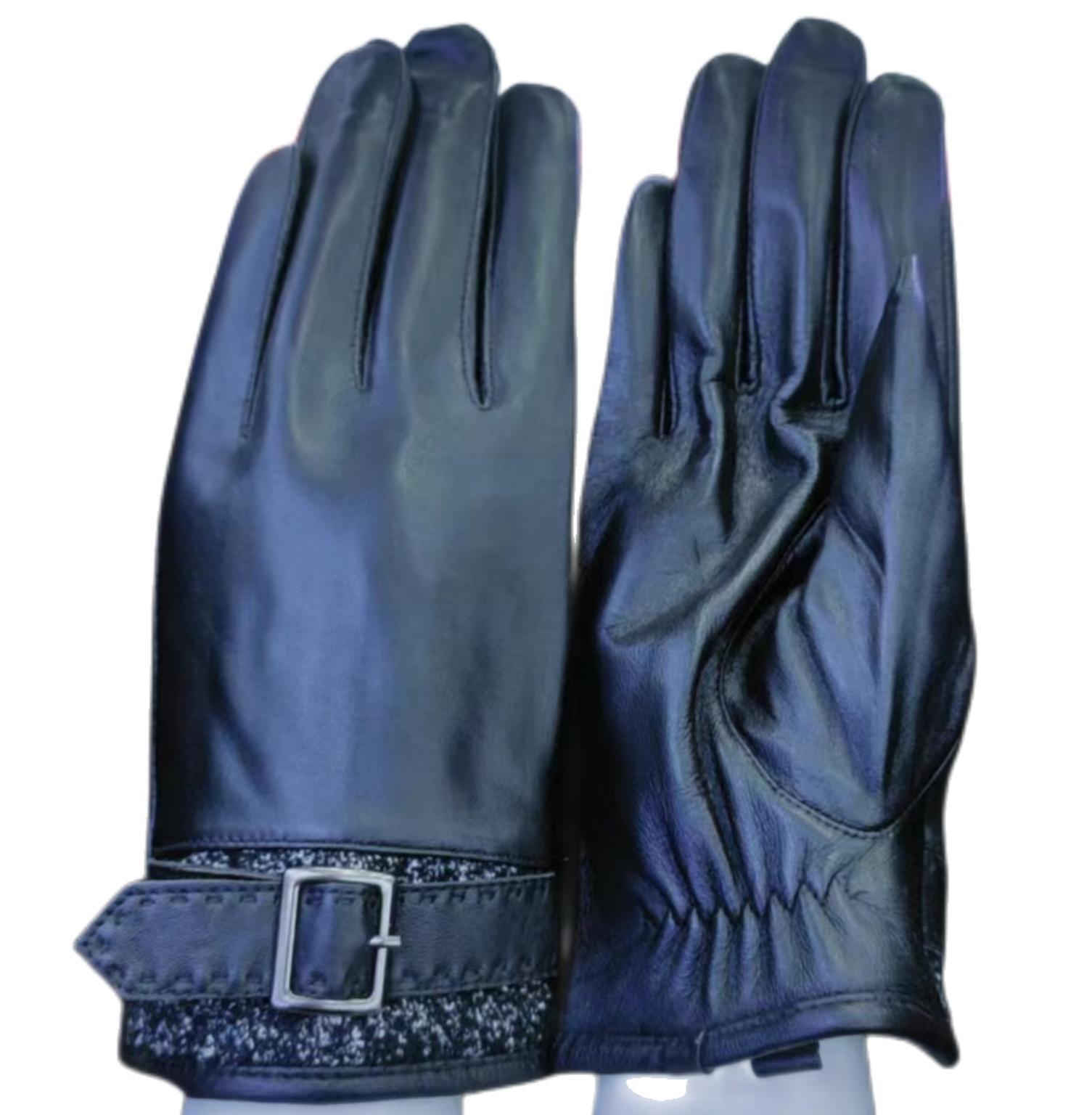 

Sheepskin gloves with velvet lining for warmth men and women can wear simple style without any accessories Available in black Buttons can adjust the size