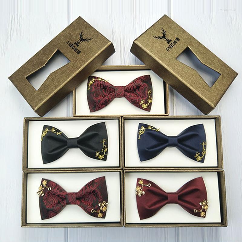 

Bow Ties High Quality Tie For Men Fashion Casual Bowtie Metal Golden Floral Butterfly With Gift Box Solid Color Black Wine Red