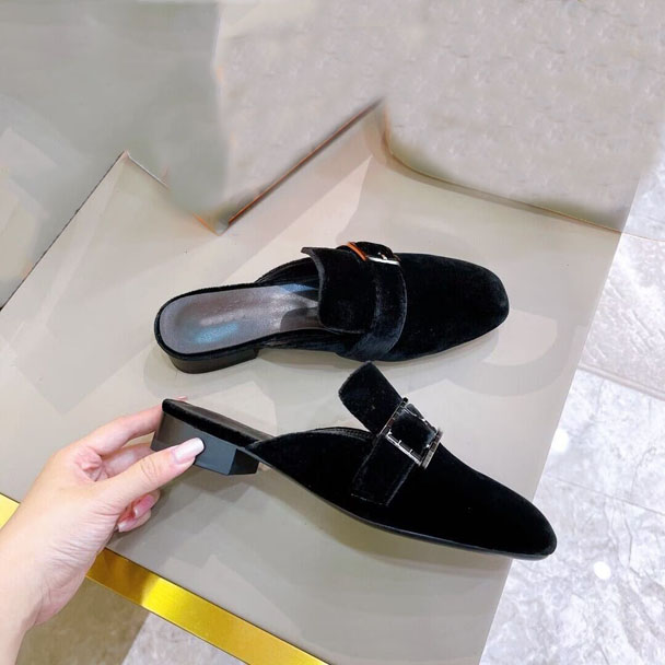 

2022 Latest Pointed Slippers Suede Decoration Classic Walking Classic British Design 35-40, Box