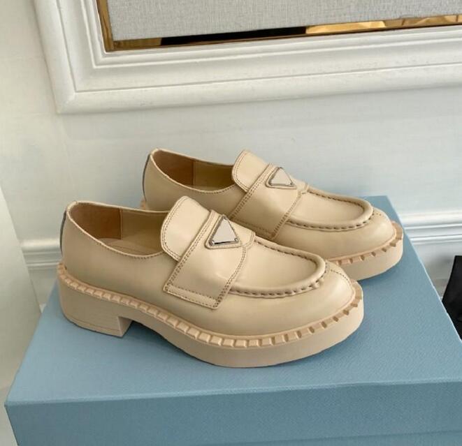 

Famous brand leather chunky round head casual shoes sneakers soft cowhide thick bottom P triangle rubber black shiny platform shoes for men and women, Pink