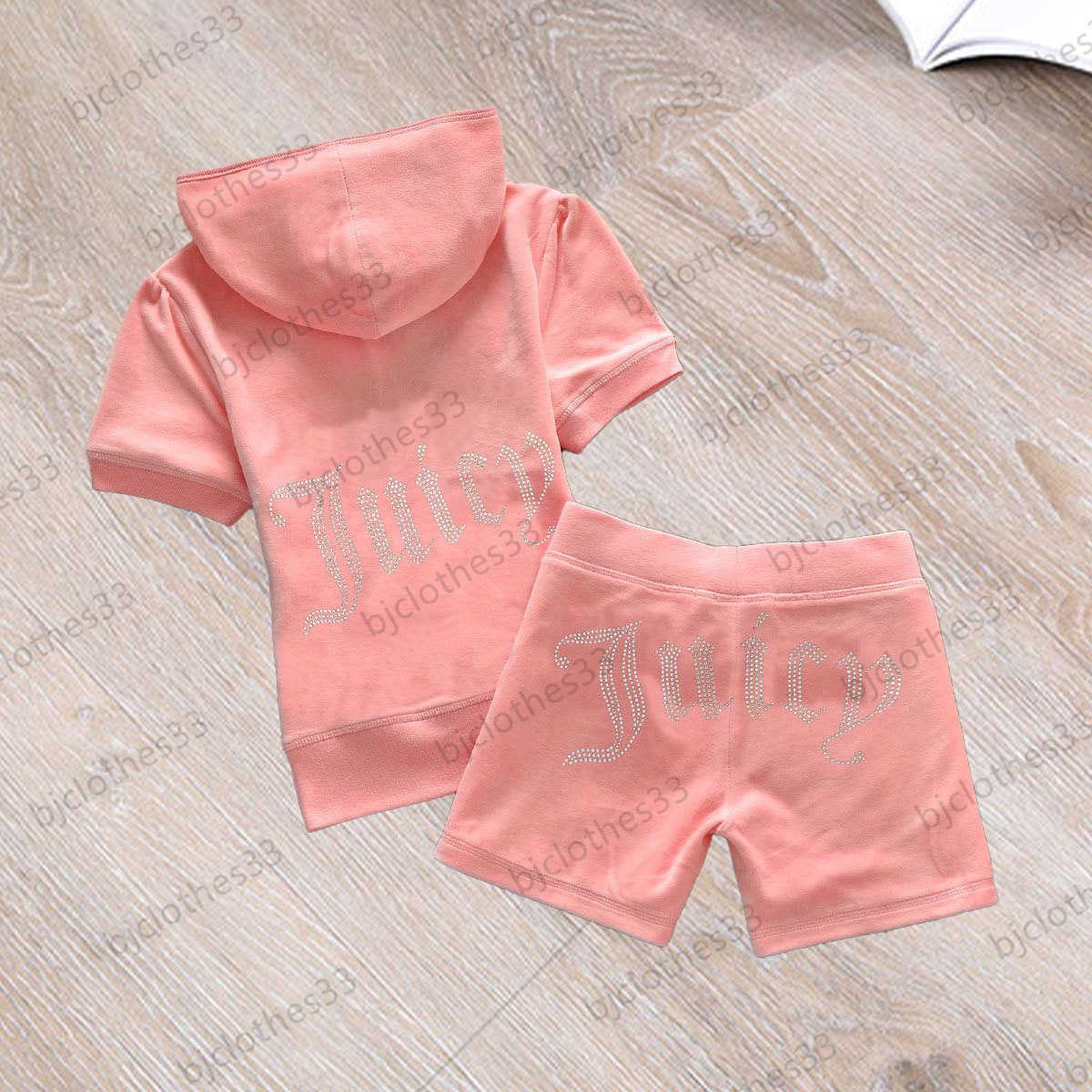 

Womens Two Pieces Pants Juicy Tracksuit Velvet Fabric Back Hot Drill Letter Solid Color Slim Hooded Jacket High Waist Casual Shorts Women Clothing 11 Colors