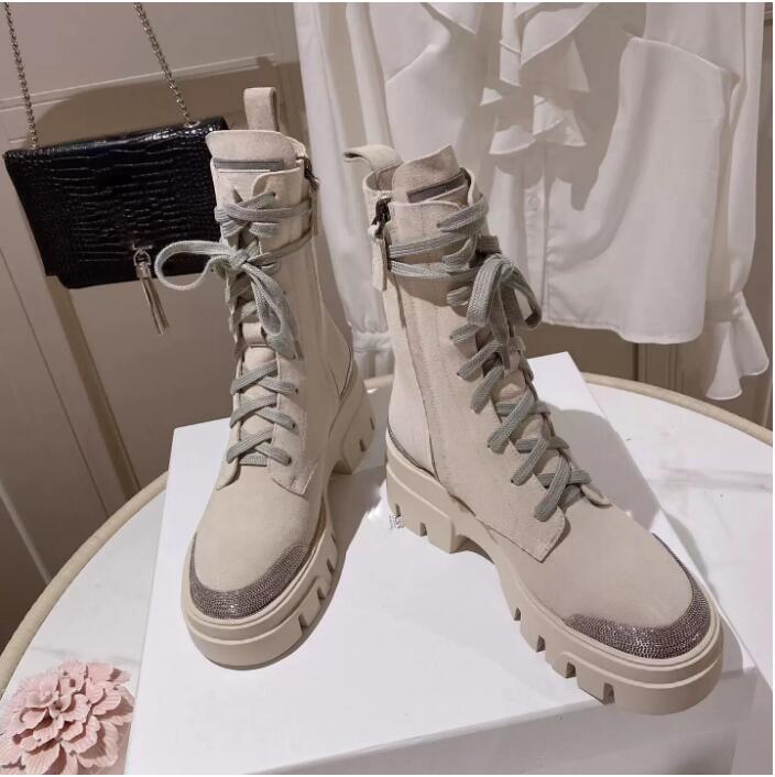 

Platform Boots Lace-Up Shoes Combat Boot Designers Shoe Leather Hiking 65Mm Low Heel Round Toes Casual Booties Ankle New Beige Chunky For Women Luxury