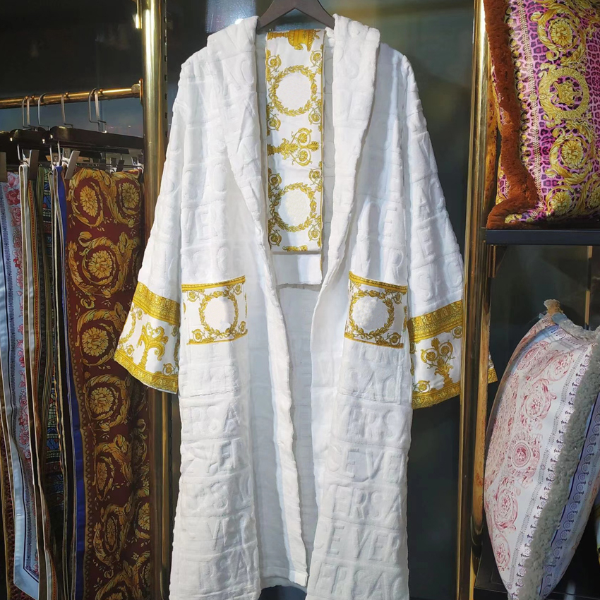 

Sleep bathrobe for men women casual luxury Robes Flannel European and American style Male Female Sleepwear robe breathable night clothing Long Kimono size s, Red