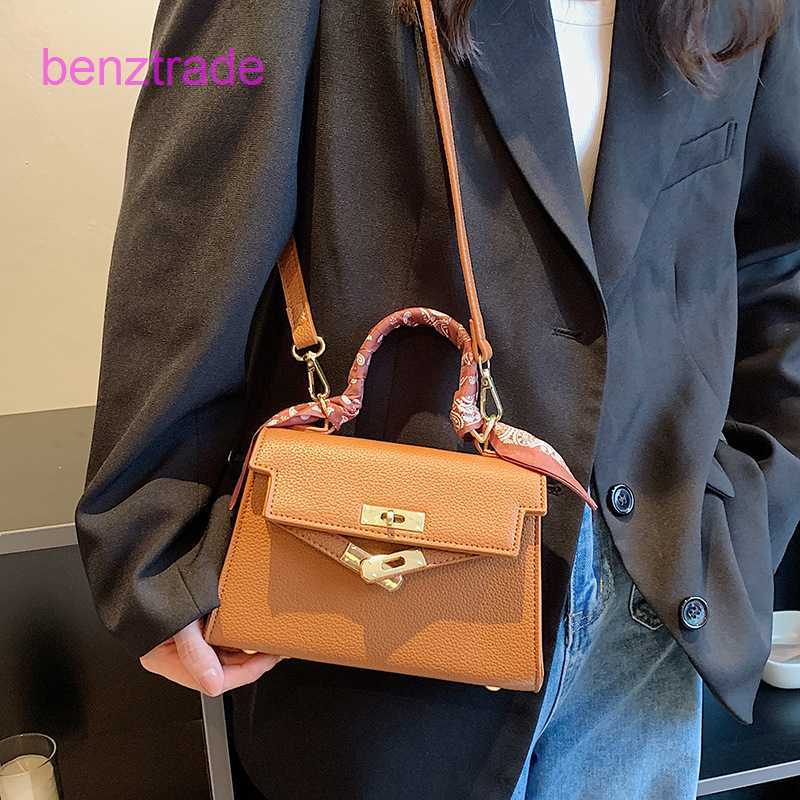 

Herme Kely bags for women online shop Bag Women 2022 New Fashion South Korean One Shoulder Crossbody Advanced Foreign Air Portable VQOQ, Light curry color