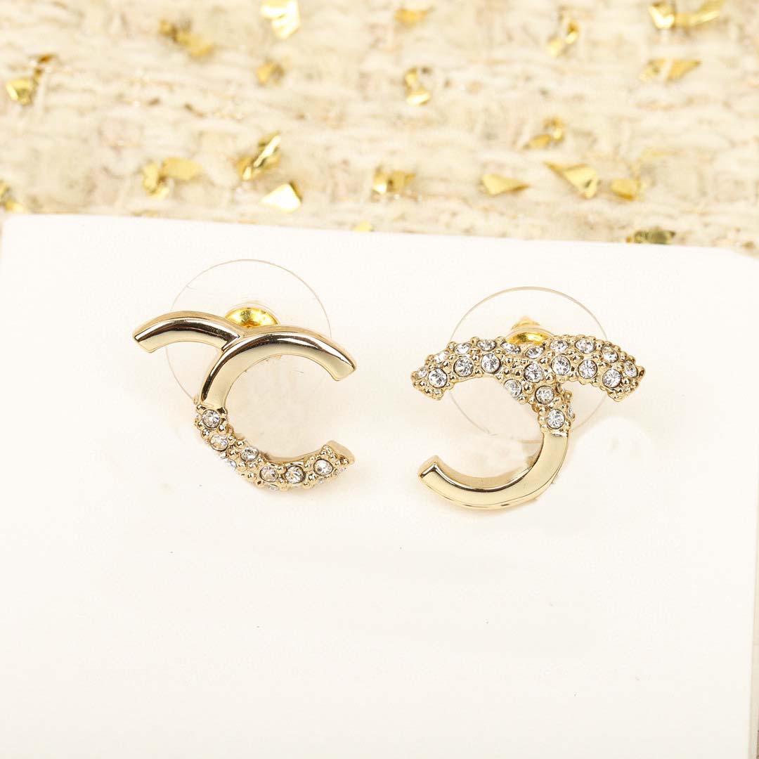 

2023 Luxury quality charm stud earring special design in 18k gold plated have box stamp PS7386A