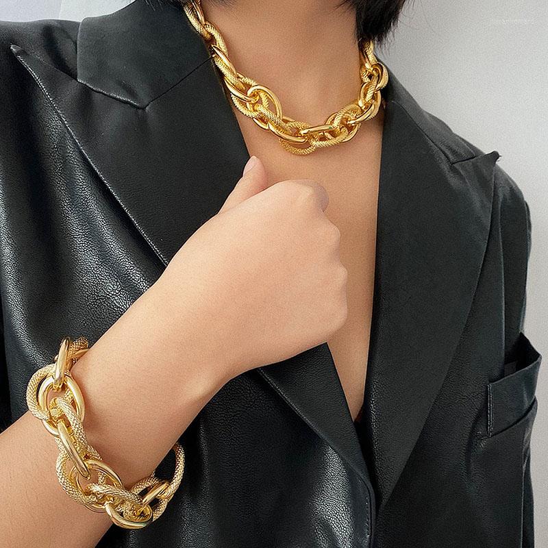 

Choker Punk Exaggerated Twisted Thick Chain Necklace For Women Vintage Hiphop Geometric Bracelet Jewelry XR2925