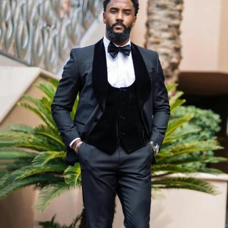 

Men's Suits Handsome Autumn/Winter DeeP Grey Black Peaked Lapel Neck Slim Fit Jacket Vest Pants 3 Piece Groom Wedding Custom Made Coat