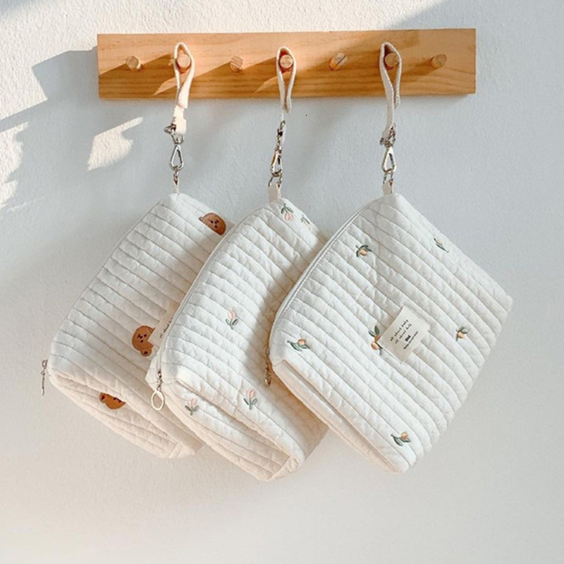 

Diaper Bags Cotton Mom Organizer Cute Bear Embroidery Mommy Zipper born Baby Nappy Pouch Travel Stroller Storage 221208, Squirrel