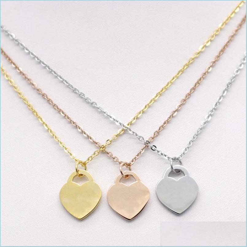 

Pendant Necklaces Stainless Steel Fashion Heartshaped T Necklace Short Female Jewelry 18K Gold Titanium Peach Heart Pendant For Woma Dhjue
