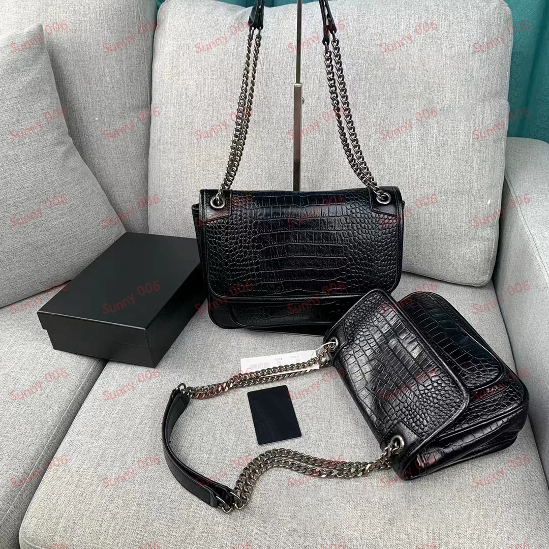 

Designer Bags Shoulder Bag Channel Bag Handbags Luxury Cosmetic Boutique Bags Fashion Chain Purses Satchel Lady Vintage Design Different Sizes, Long black stripe