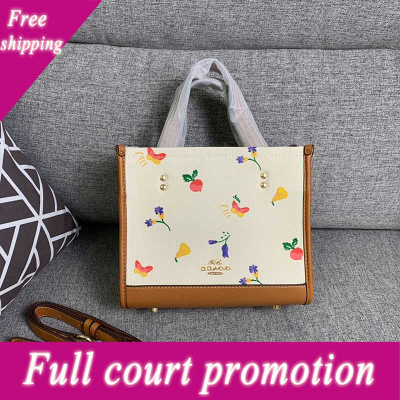 

Luxury Designer Bags New Stitched Fruit and Vegetable Printed Tote Portable Shopping Bag Dempsey Idyllic Bag ladies evening clutches, White4