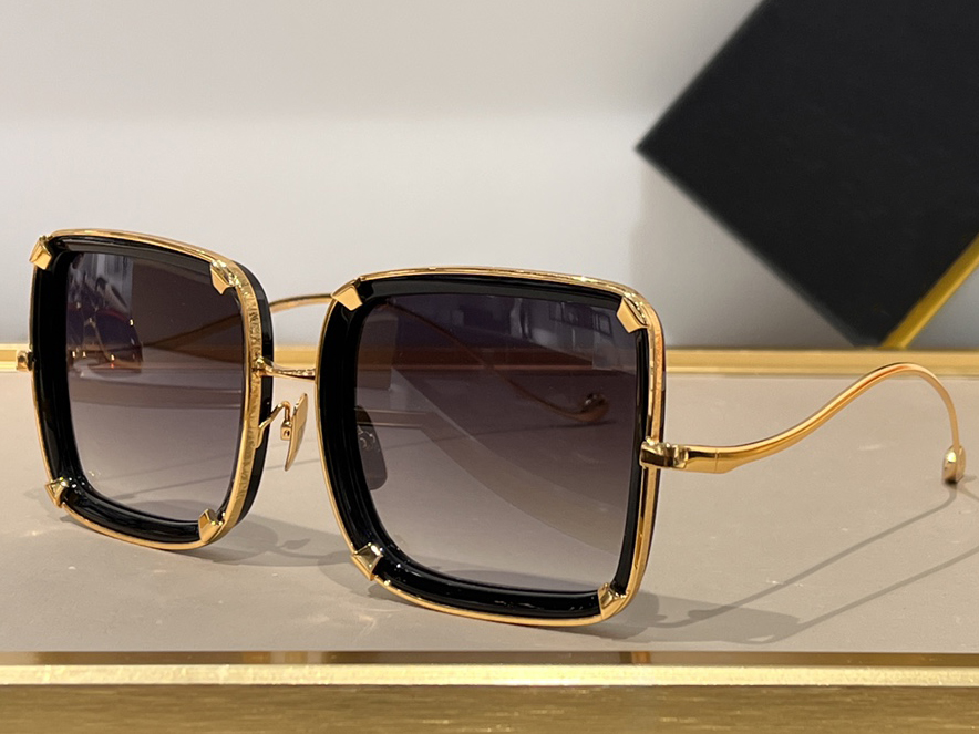 

Sunglasses For Men Women ANNA White Moon Square style Anti-Ultraviolet Retro Plate Full Frame Eyeglasses Random Box