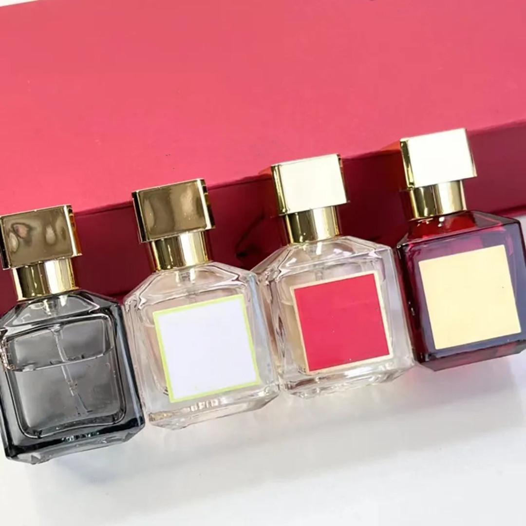 

Wholesale Maison Perfume set Men Women Fragrance OUD 4X30ml Ba car at Extrait De Parfum Paris Long Lasting nice Smell Spray fast ship