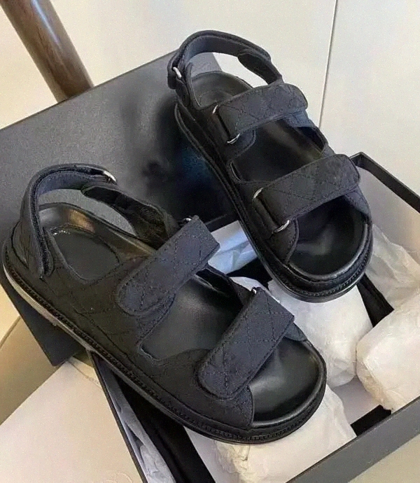 

Designer Women Sandals Womens Slides Crystal Calf leather Casual shoes quilted Platform Summer Beach Slipper 35-42 With box and Shopping bag 39gL#