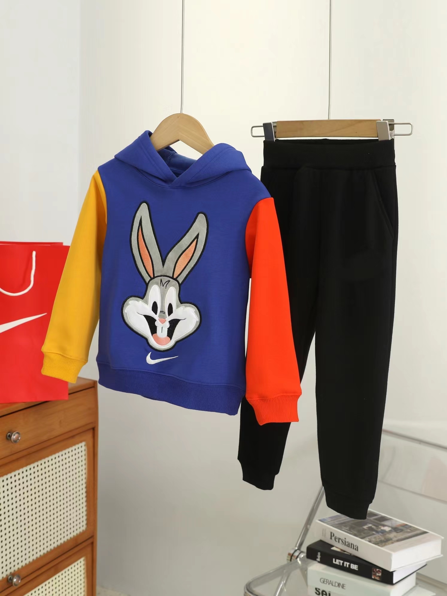 

infant boy clothe set designer girl fashion autumn clothes wholesale hoodie and pants toddler boys black sport suits