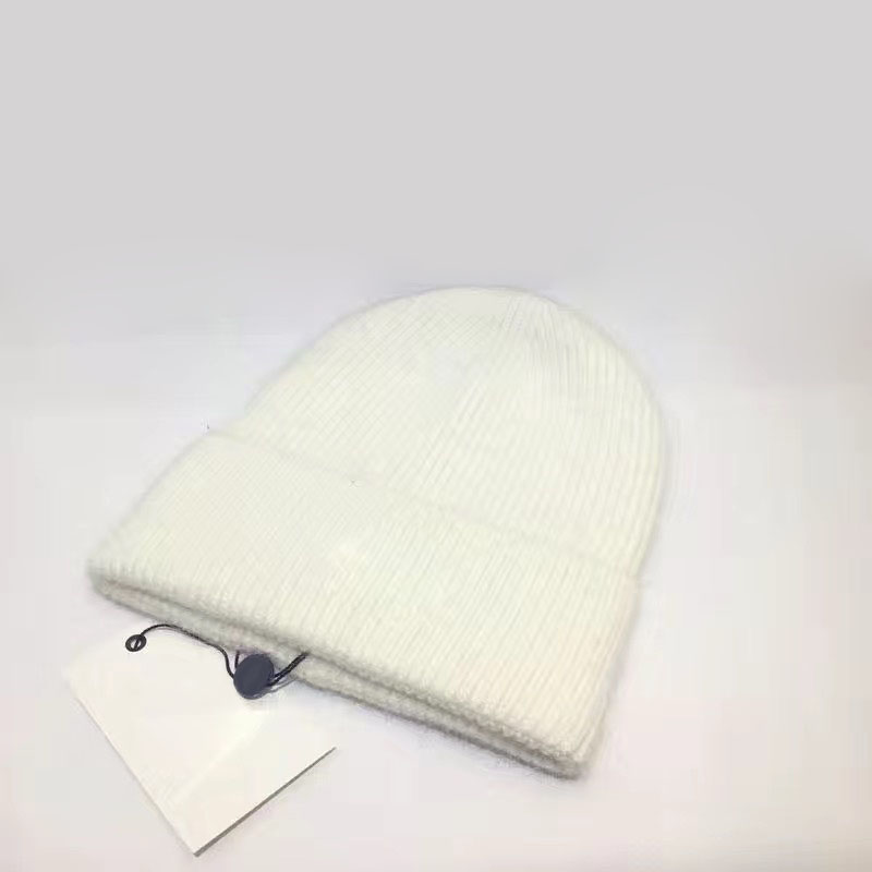 

The new striped small fragrant wool hat in autumn and winter 2022 maya is super hot with a sense texture that flows out of the street, Color 3
