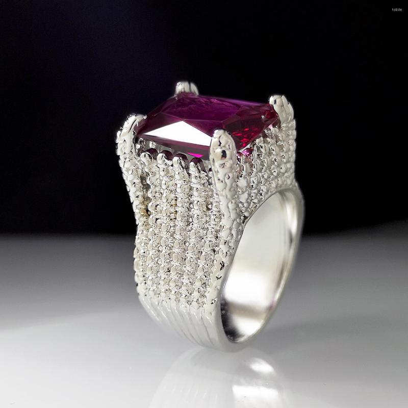 

Wedding Rings Luxury Female Crystal Square Big Ring Classic Silver Color Engagement Charm Red Zircon Stone For Women