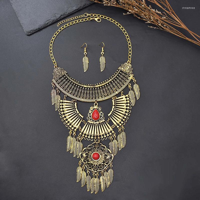 

Necklace Earrings Set Alloy Leaves Tassels Women Sets Vintage Stone Gypsy Carved Party Bohemian Ethnic Pendant, Picture shown
