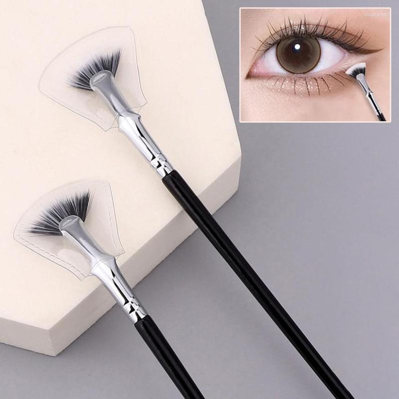 

Makeup Brushes Eyelash Brush Bent Lash Fan Mini Highlight With Protective Sleeve Beauty Tool