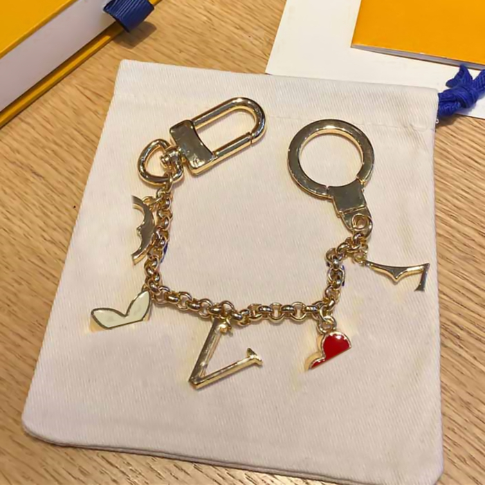 

Designer Cute Keychain Key Chain Designers Keychains Gift Men Women Car Bag Pendant Accessories High Qualtiy