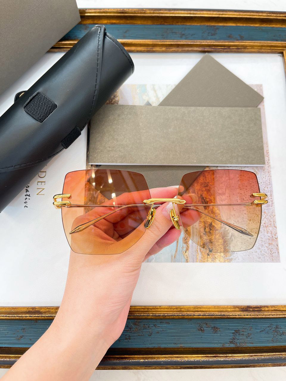 

Womens Sunglasses For Women Men Sun Glasses Mens 155 Fashion Style Protects Eyes UV400 Lens With Random Box And Case