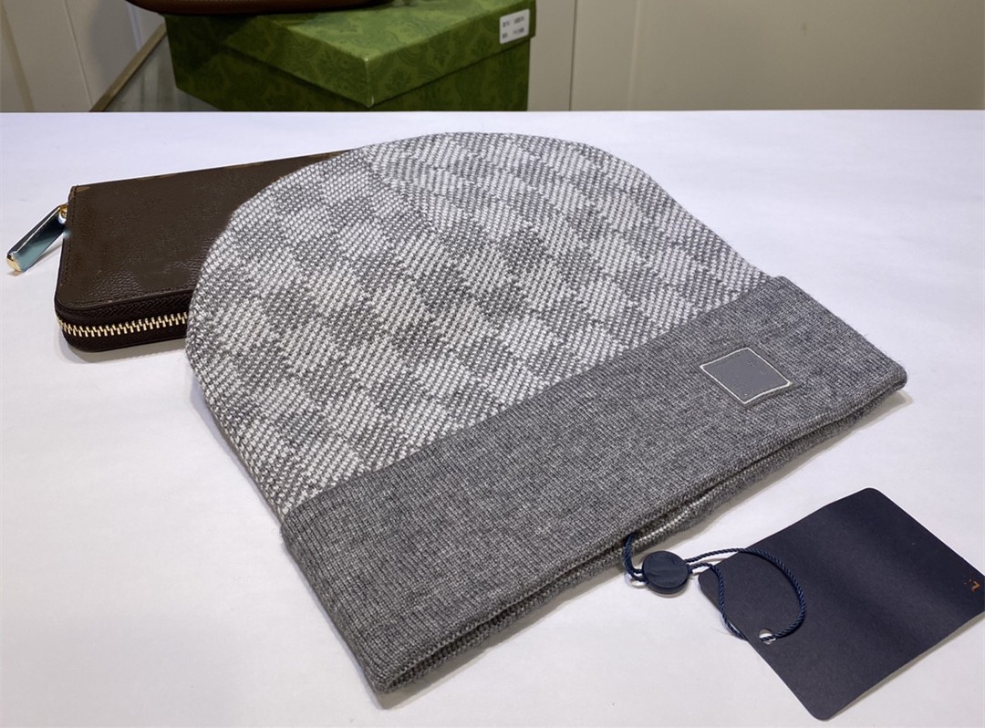 

Fashin casquette designer beanie luxury men baseball hat sport cotton knitted hats skull caps fitted classic triangle letter printed wool beanies casual outdoor, Grey