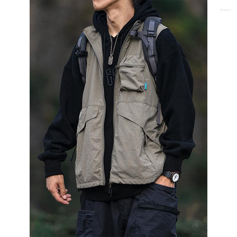 

Men's Vests Fashion Autumn Outdoor Loose Functional Cargo Vest Men Clothing Harajuku Casual Mountaineering Thin Sleeveless Jacket, Khaki