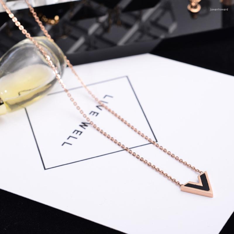

Pendant Necklaces YUN RUO Top Brand Rose Gold Colors Black White Shell V Shape Necklace For Woman Girl Fashion Gift 316 L Stainless Steel