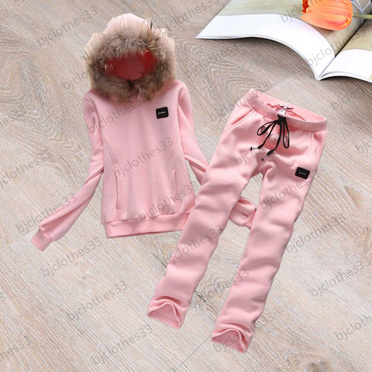 

Juicy Tracksuit Womens Two Piece Brand Juicy Tracksuits Chest Logo Removable Fur Collar Hooded Pullover Tops Elastic Waist Thicken Warm Trousers Women Clothing